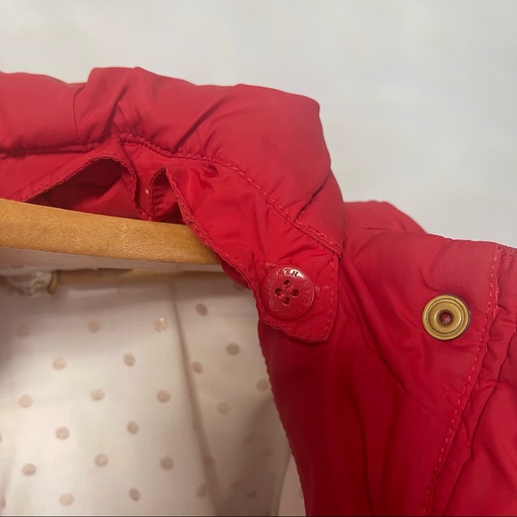Kate Spade New York Red Puffer Hooded Jacket W/ Flower/ Rose Belt &Gold Hardware - Picture 12 of 16